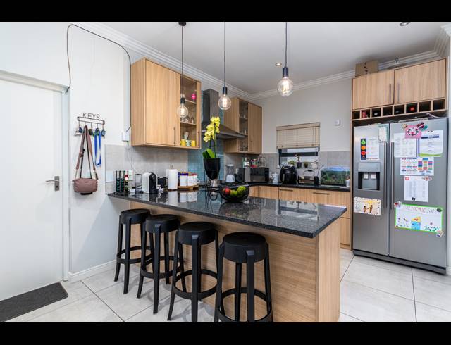 3 BEDROOM FREESTANDING FOR SALE IN PARKLANDS NORTH